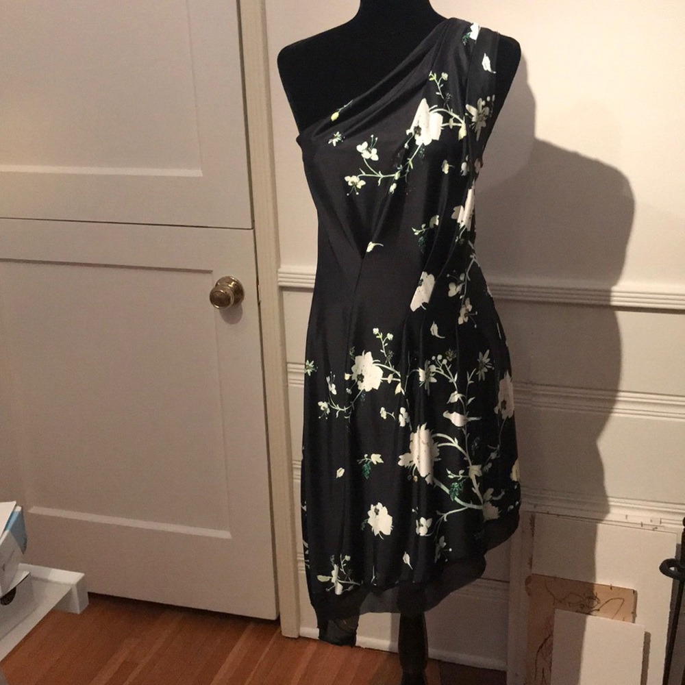 🌹Rachel Roy asymmetrical dress w/ mesh!🌹Sz M